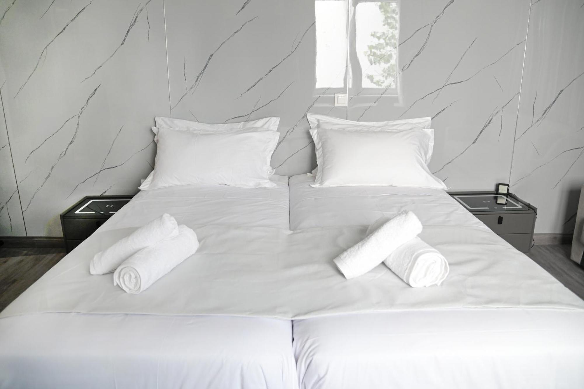 Celia Residence Атина Екстериор снимка