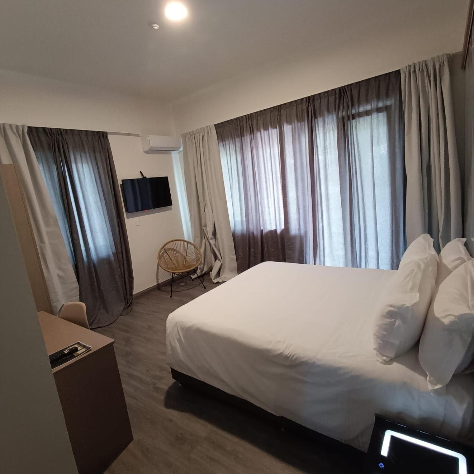 Celia Residence Атина Екстериор снимка