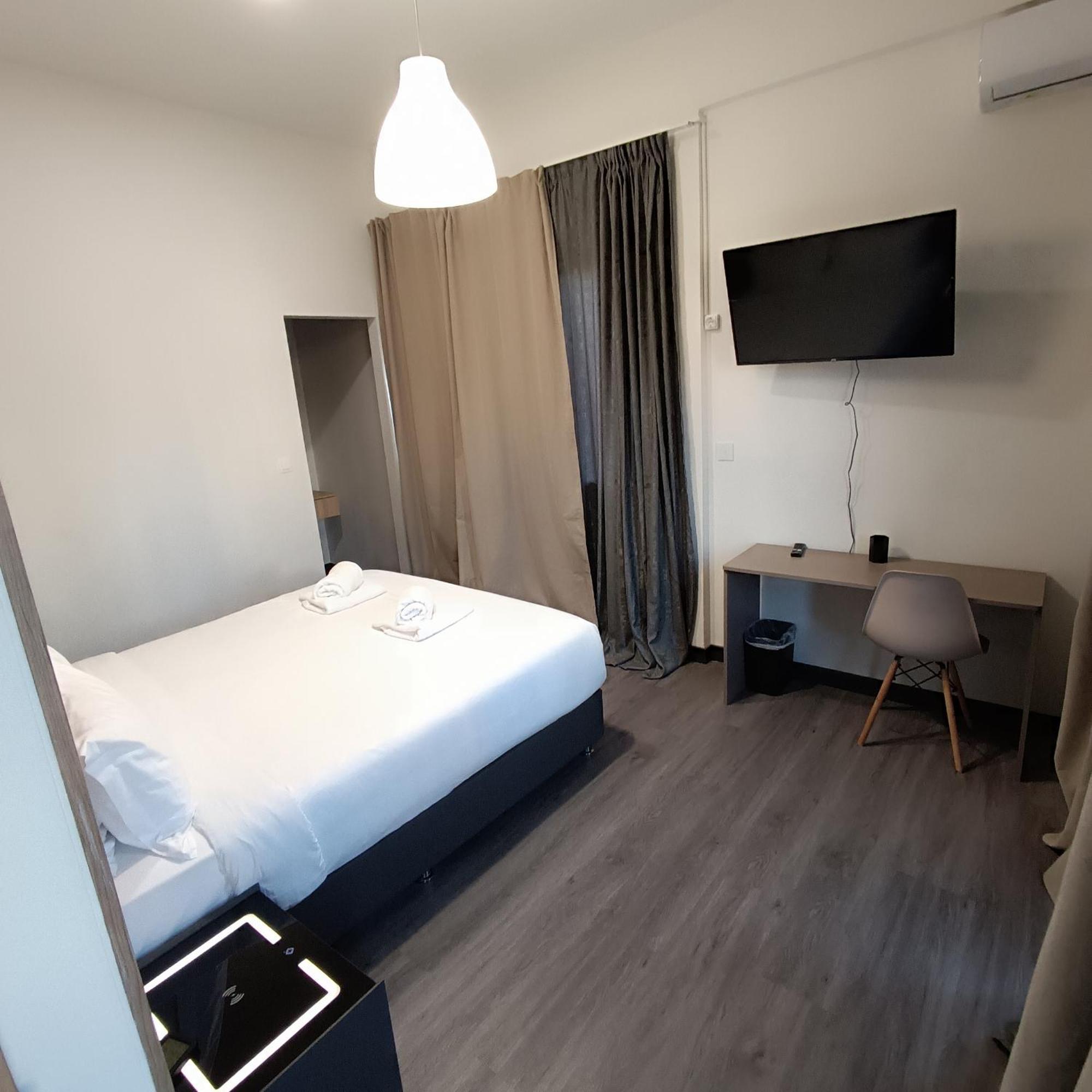 Celia Residence Атина Екстериор снимка
