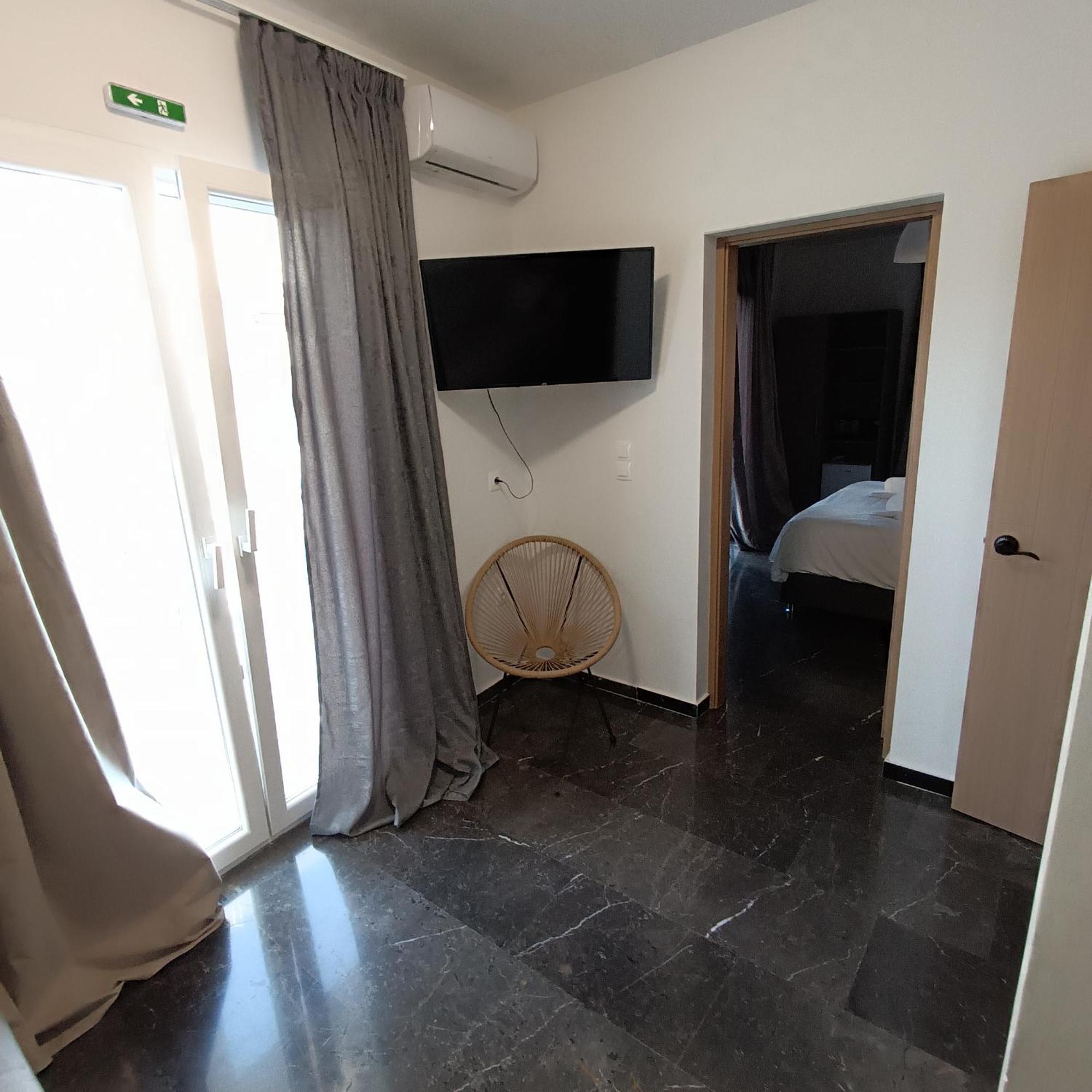 Celia Residence Атина Екстериор снимка
